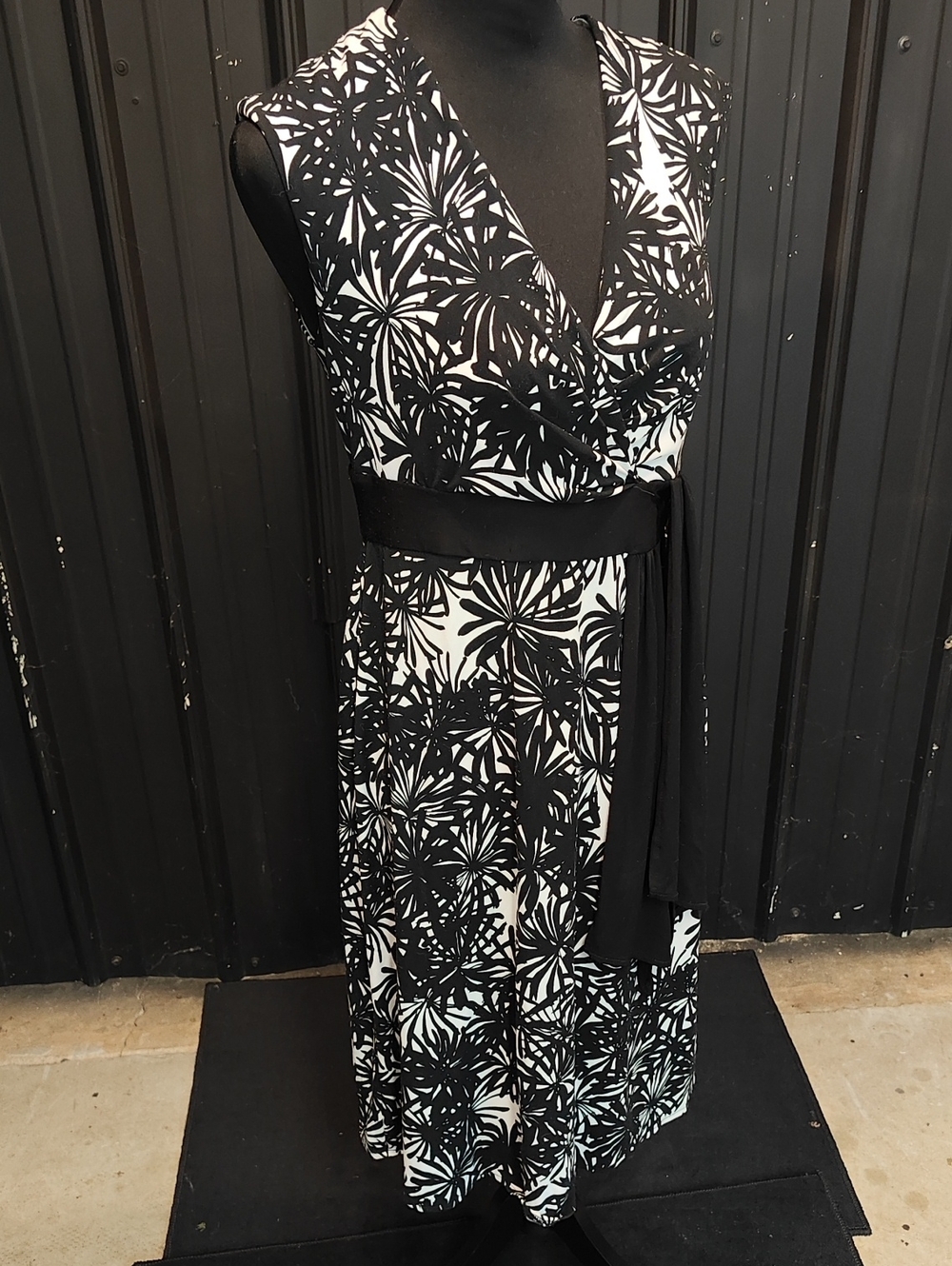 Maggy London Black & White Floral Wrap Midi Dress